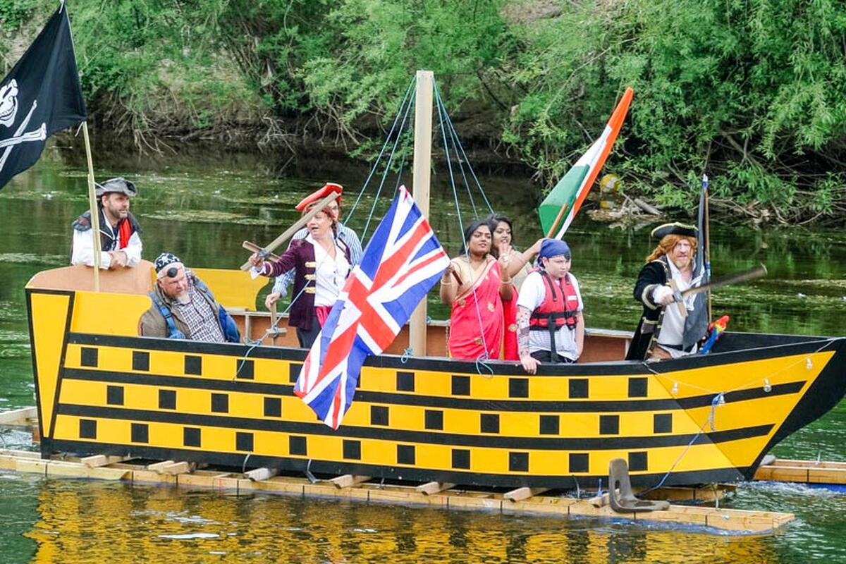 Pirates on the Wye!