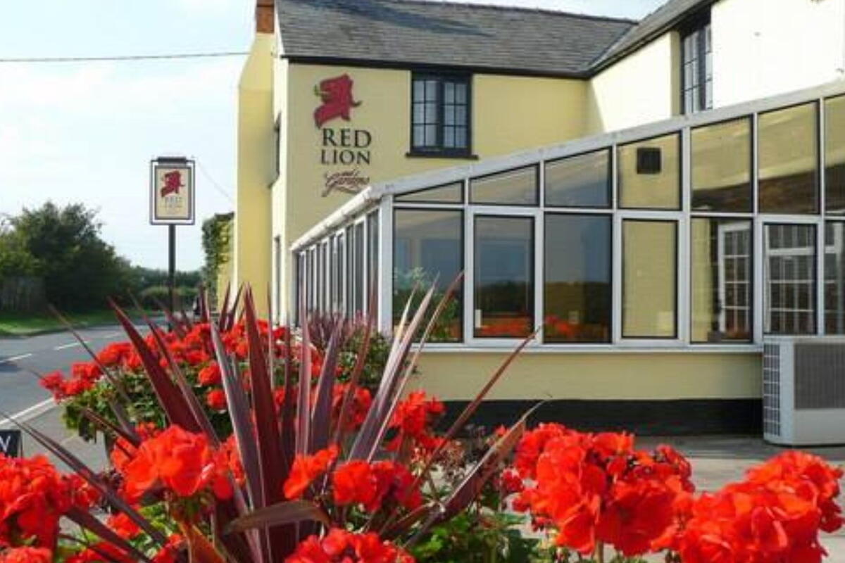 The Red Lion at Peterstow exterior