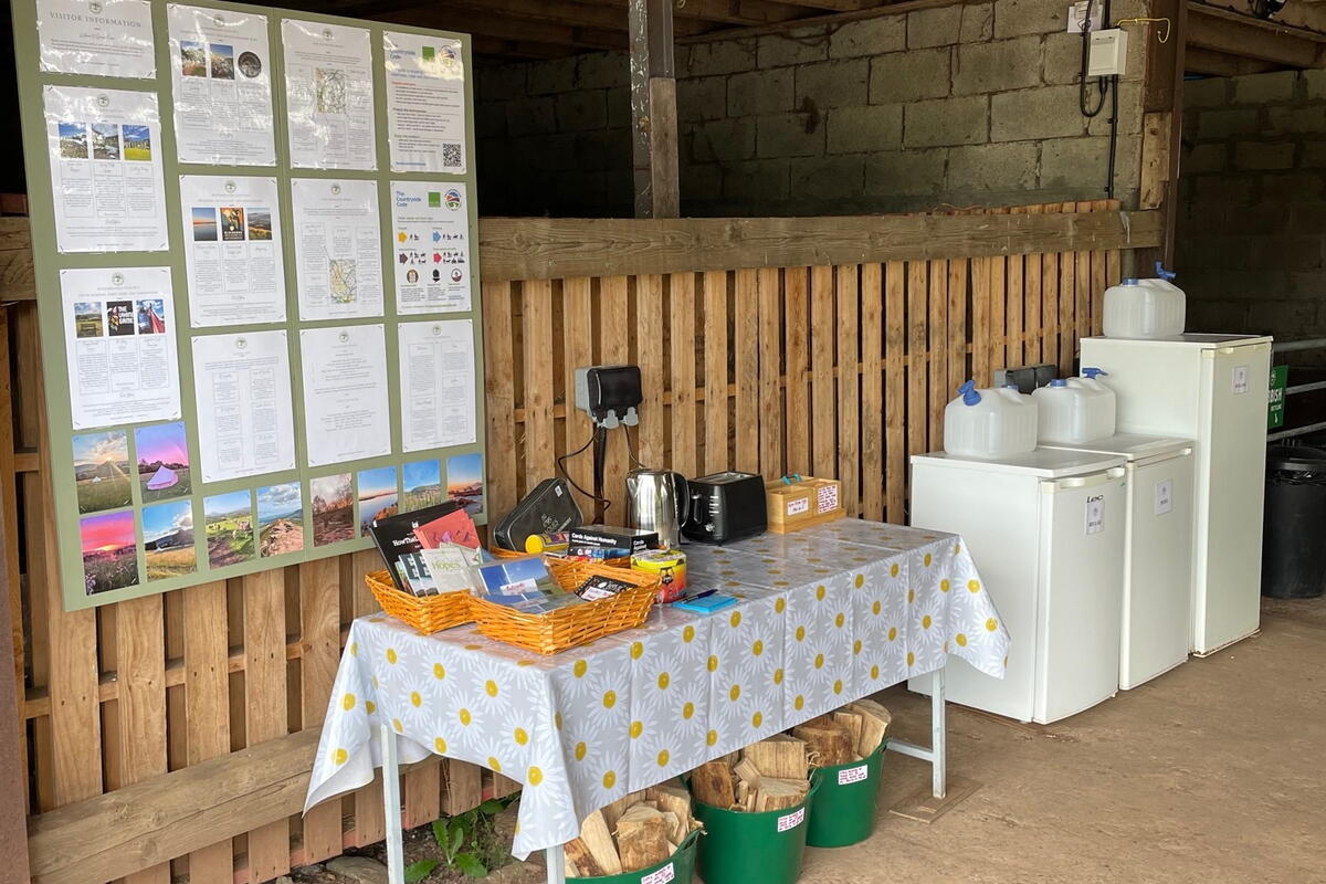 Table, camping kicthen