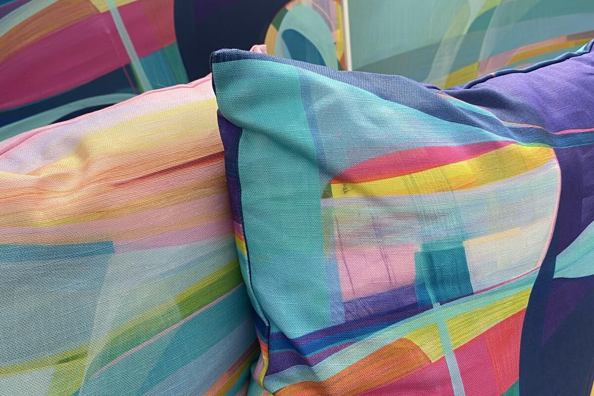 colourful textiles / cushions 