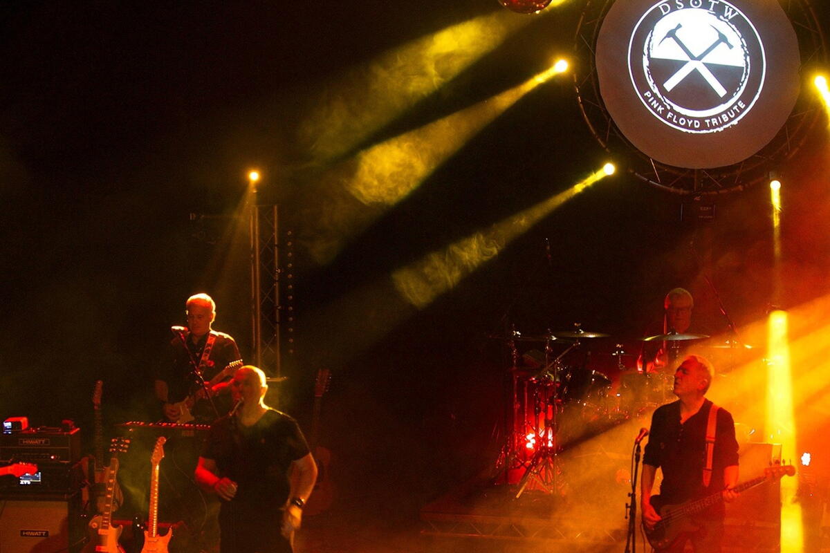 Dark Side of the Wall