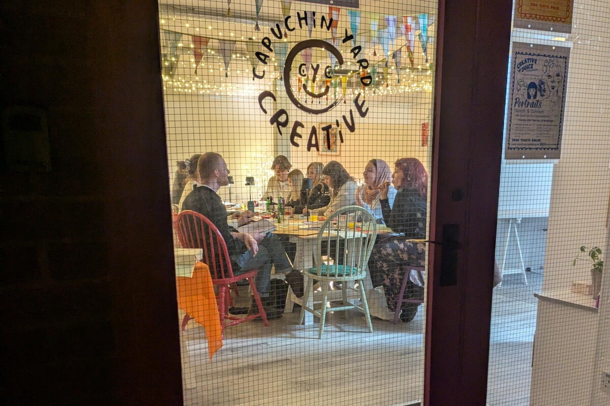 Creative Juice: Sketch & Connect - Still Life