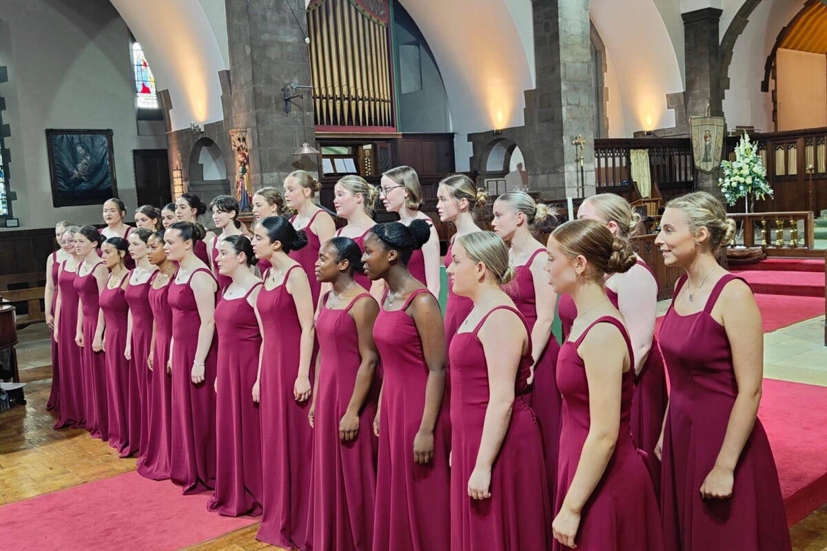 An evening of song with Le Voci and Cantamus Girls Choir