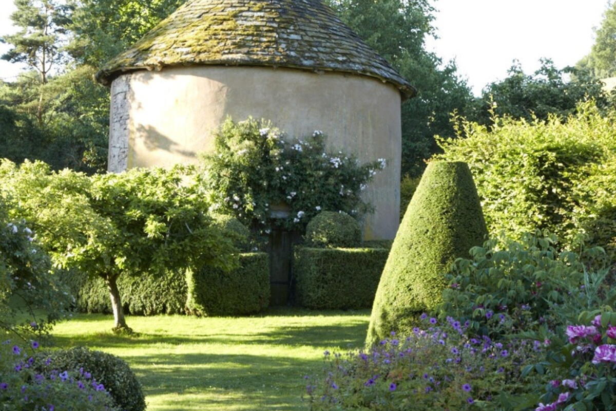 16th century dovecot