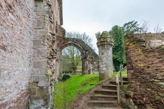 ruins at dore abbey