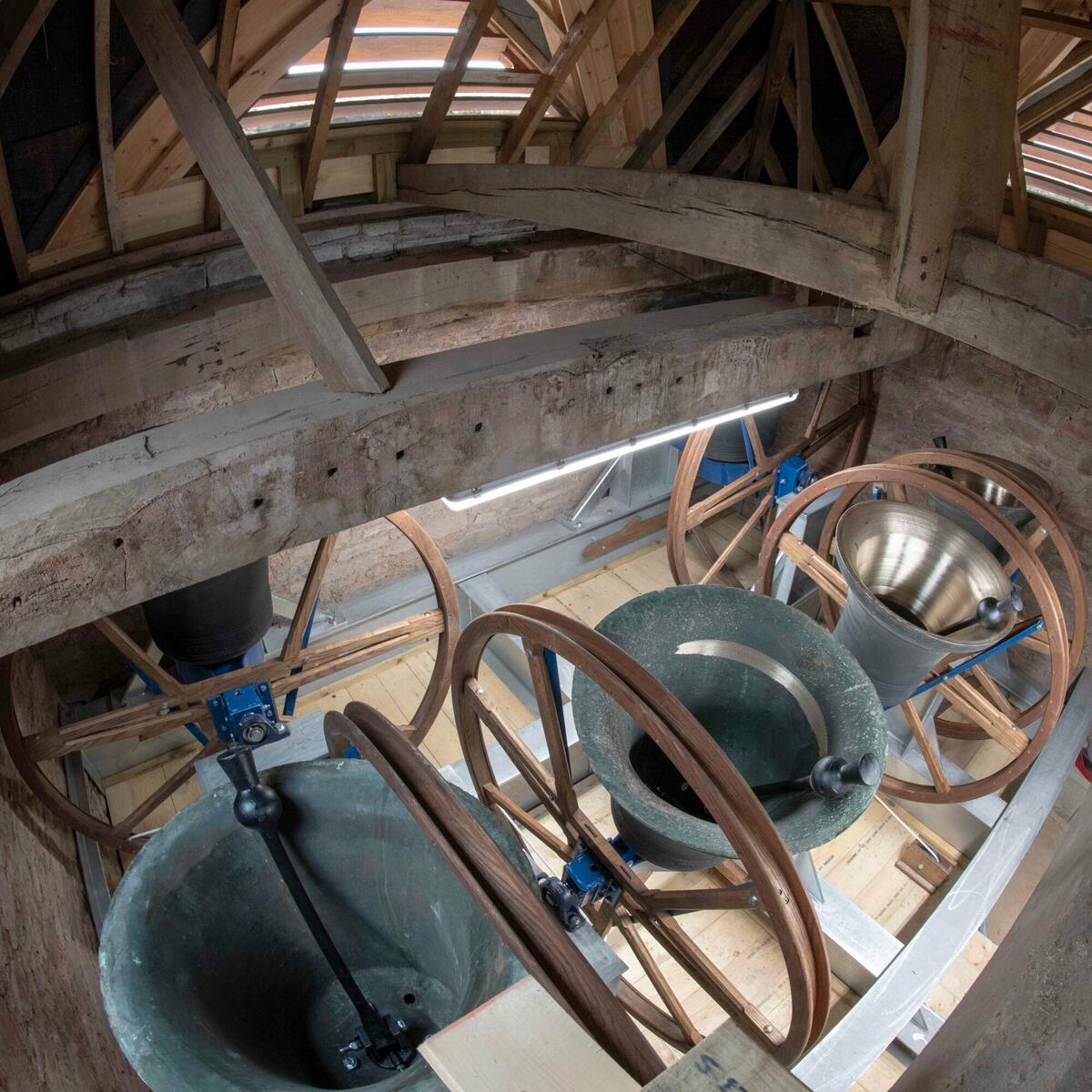 6 Bells - visiting ringers welcome