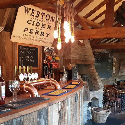 Westons bar 