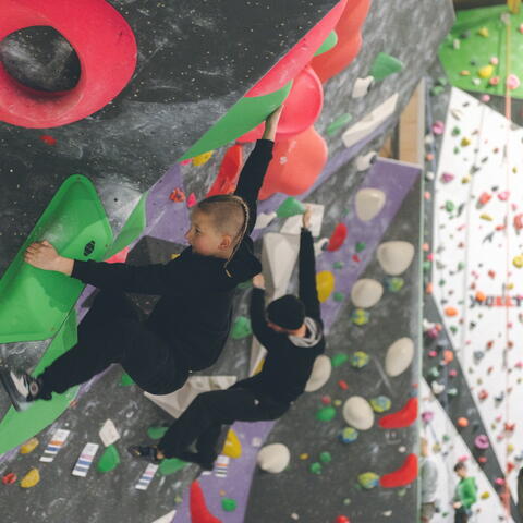 children indoor bouldering
