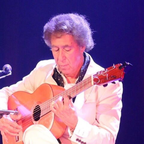 Juan Martin playing guitar